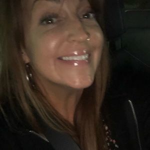 Meet your Posher, Danelle